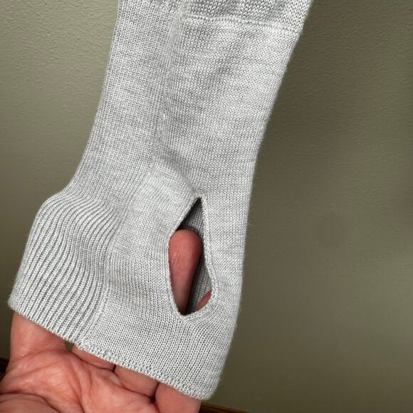 Lululemon Bring It Backbend Sweater in Heathered Alpine White Women's 8 Cashmere - Picture 10 of 14